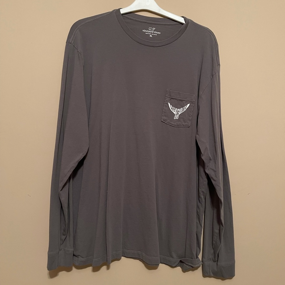 Vineyard Vines long sleeve t-shirt